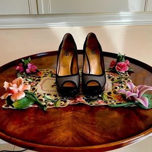 Nice Dolce and Gabbana open toe high heels